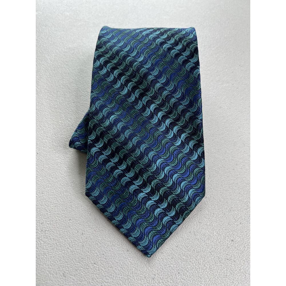 Valentino Rudy Blue, Aqua Geometric Pattern 100% Silk Made in USA Tie NWOT